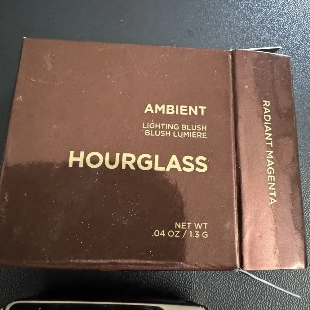 Hourglass Ambient Lighting Blush - Radiant Magenta - .04 oz / 1.3g - NIB